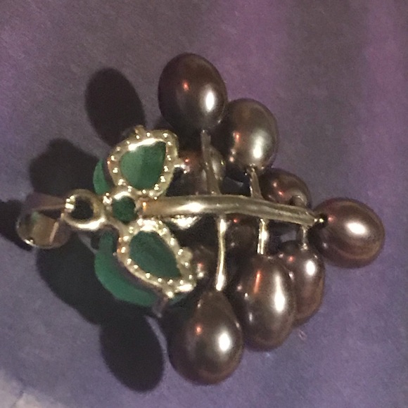 Gatsby Style Pearl Pendant - Picture 5 of 8